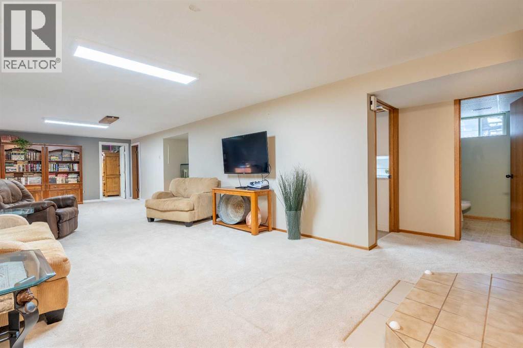 5825 52 Street - 25