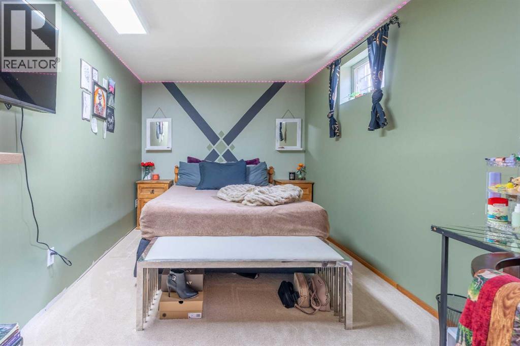 5825 52 Street - 32