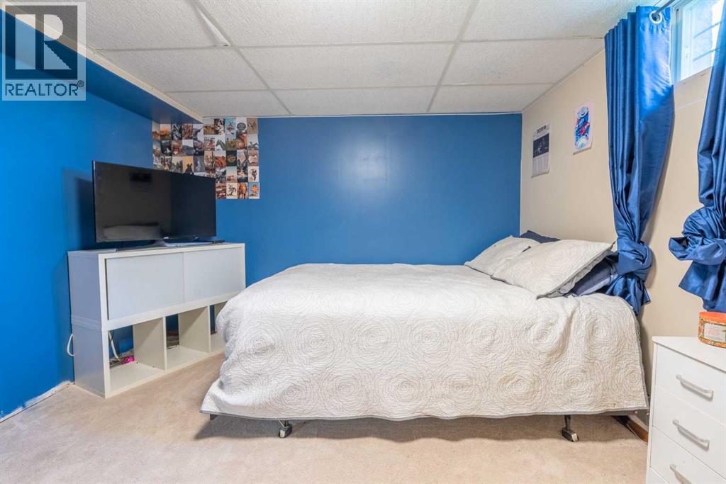 5825 52 Street - 34