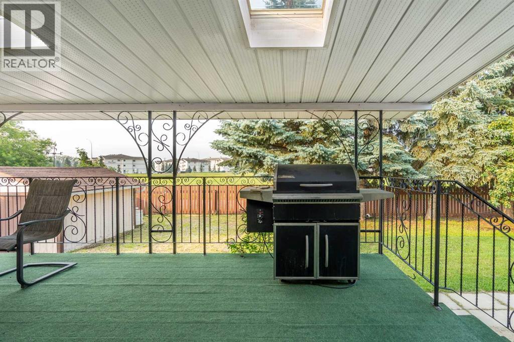 5825 52 Street - 36