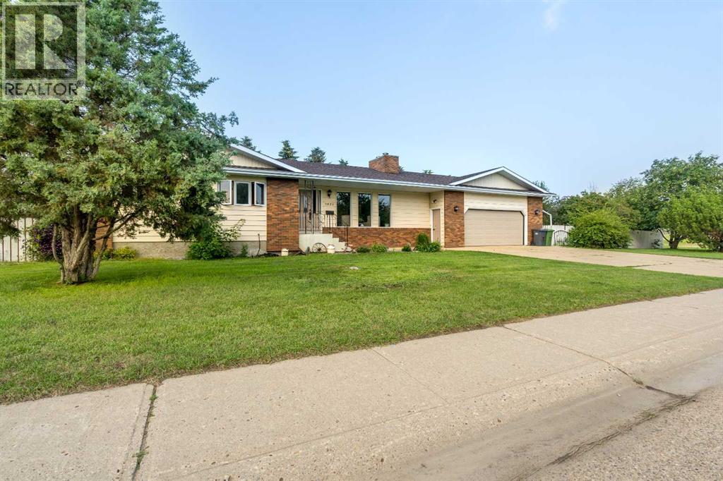 5825 52 Street - 44