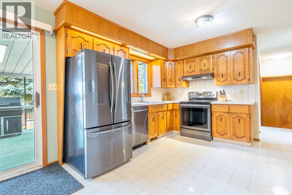 5825 52 Street - 5