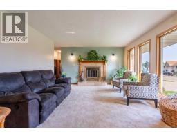 4pc Bathroom - 5825 52 Street, Wetaskiwin, AB T9A2W5 Photo 14