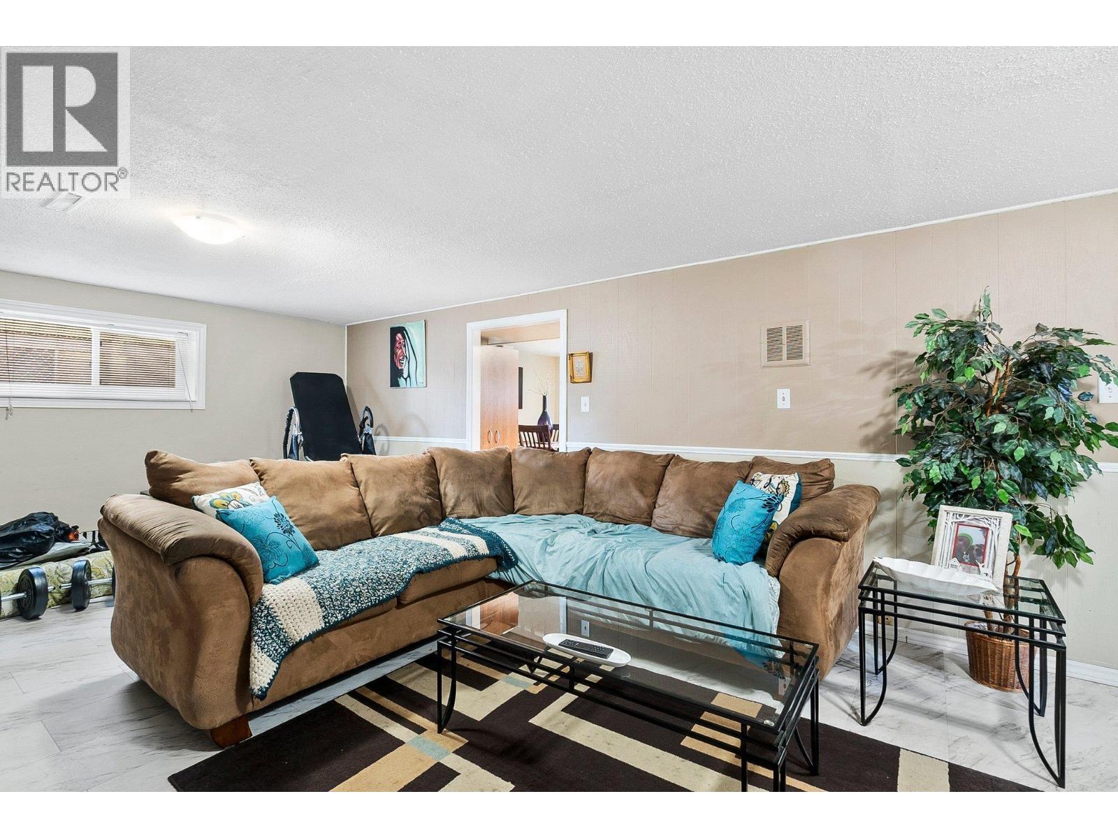 958 Stockwell Avenue, Kelowna