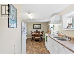 958 Stockwell Avenue, Kelowna, BC V1Y6W2 Photo 14