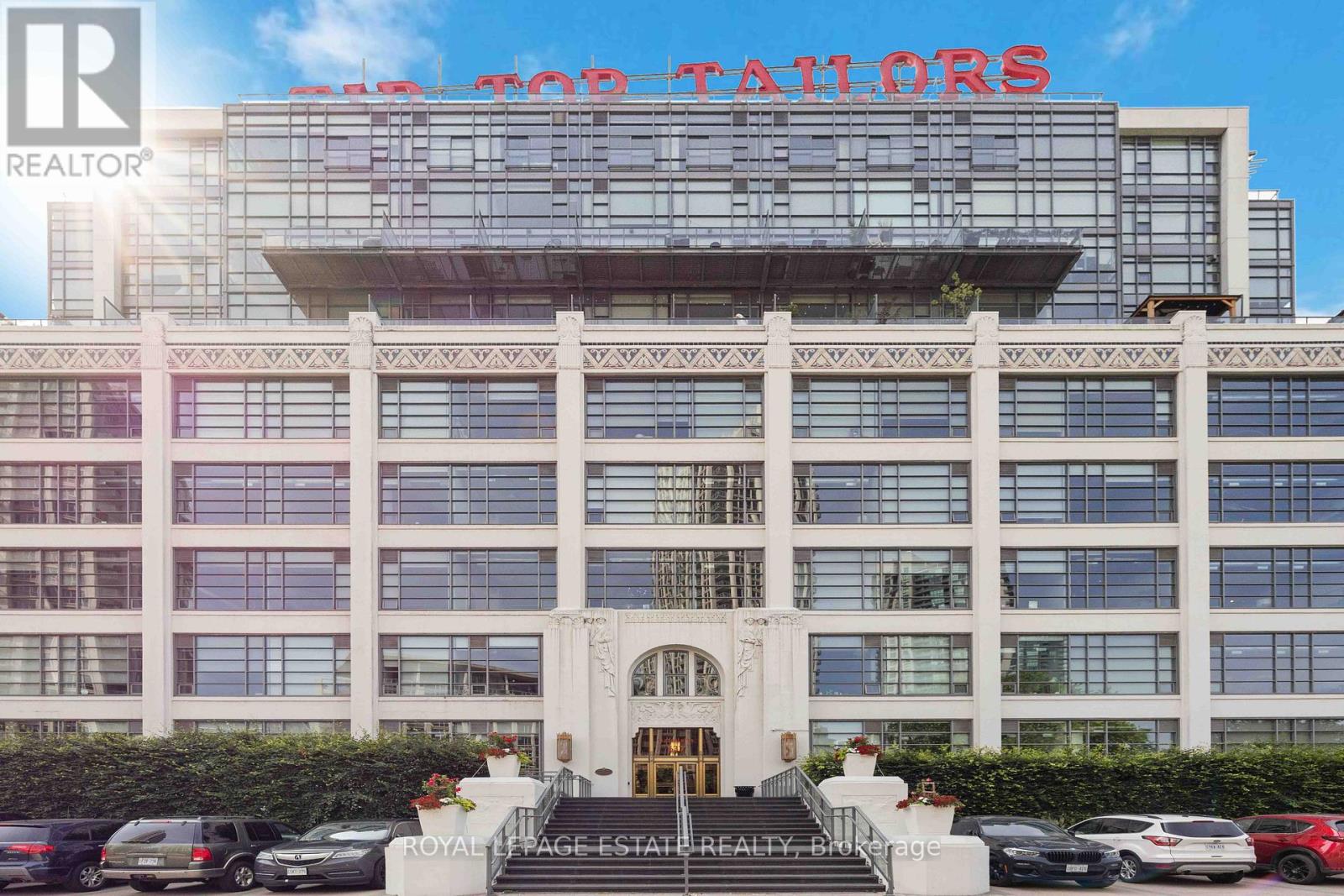 127 - 637 LAKE SHORE BOULEVARD W