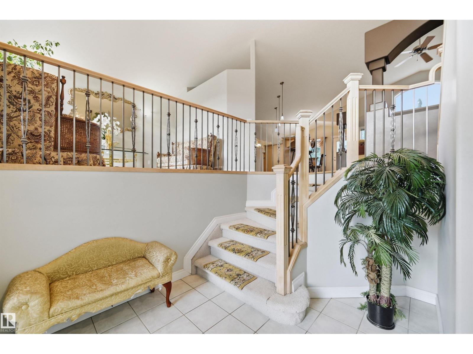 764 HALIBURTON CR NW - Image 4