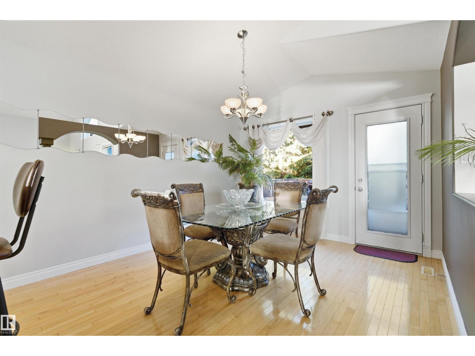 764 HALIBURTON CR NW - 10