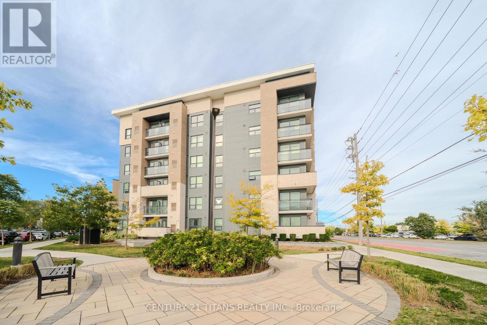 424- 1 Falaise Road, Toronto, ON