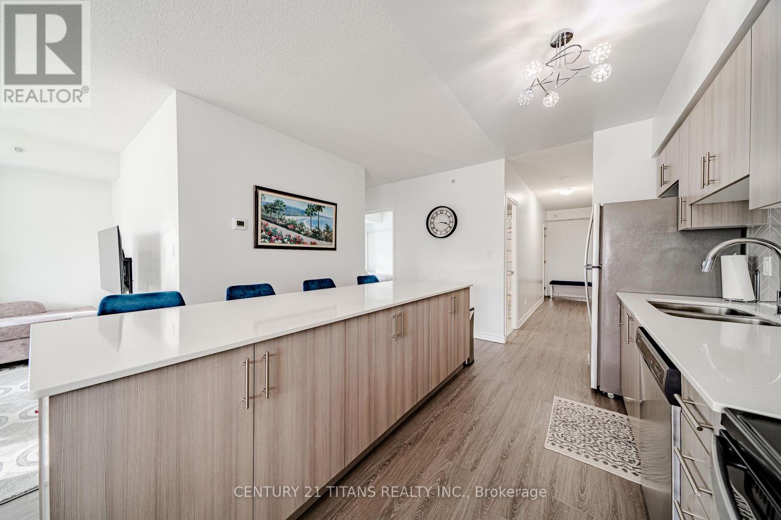 424- 1 Falaise Road, Toronto, ON photo 13