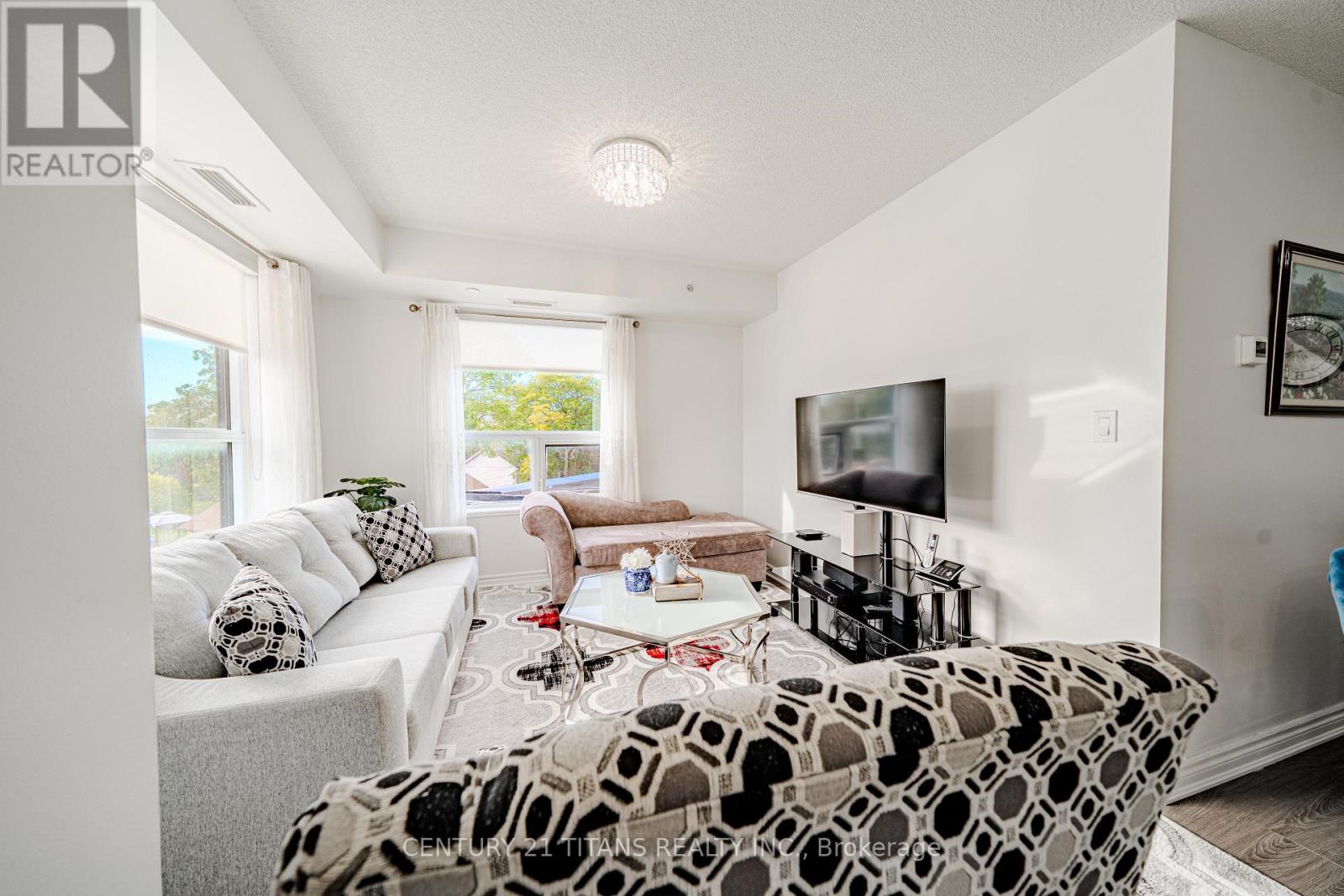 424- 1 Falaise Road, Toronto, ON photo 17