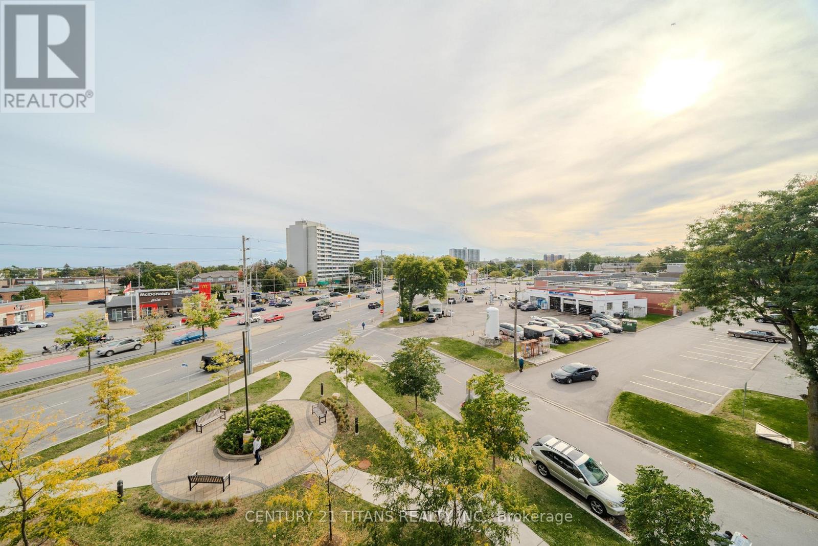 424- 1 Falaise Road, Toronto, ON photo 35
