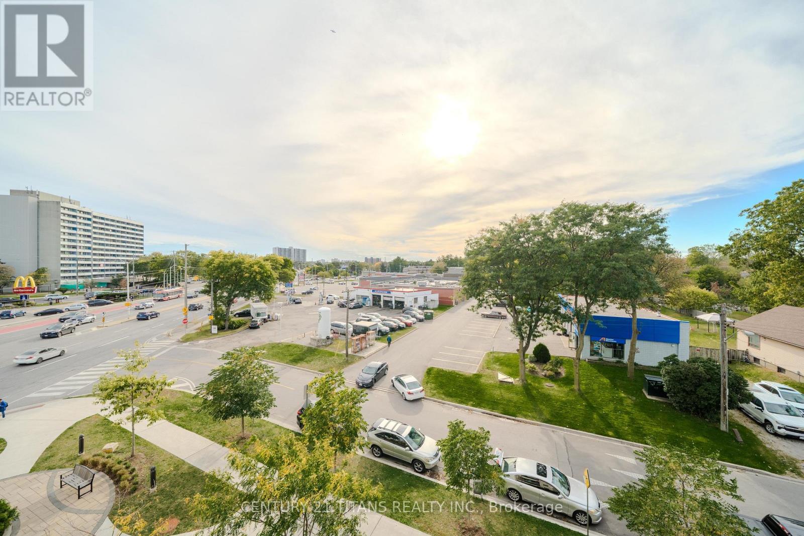424- 1 Falaise Road, Toronto, ON photo 36