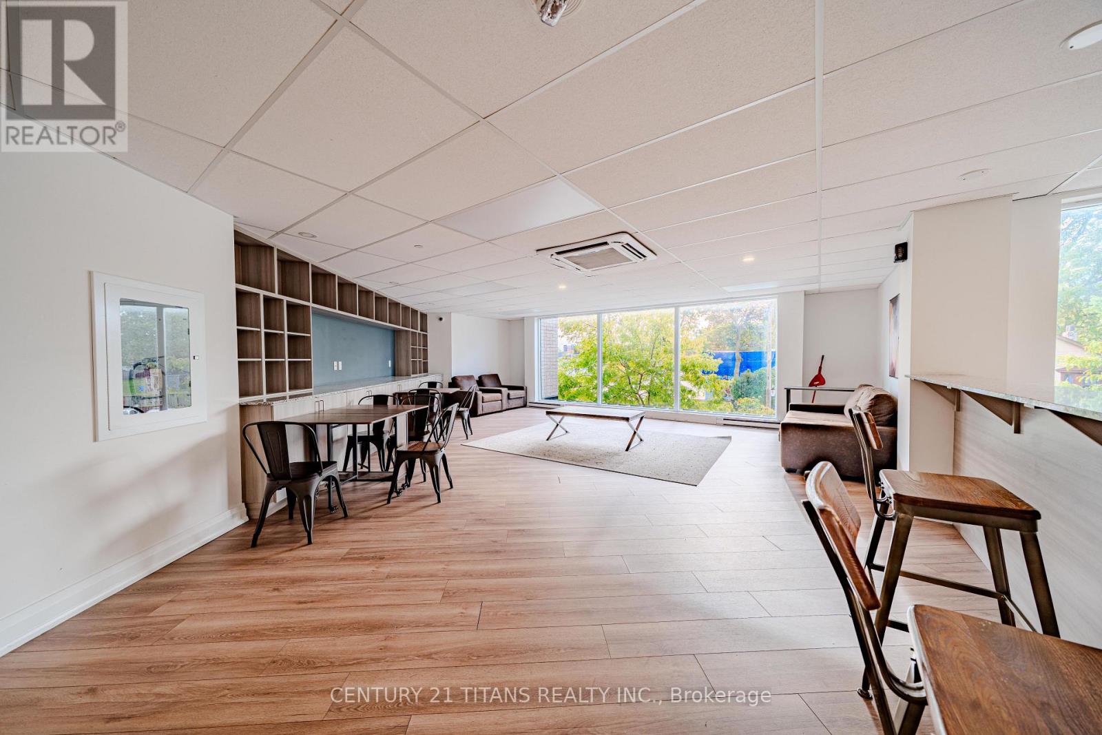 424- 1 Falaise Road, Toronto, ON photo 42