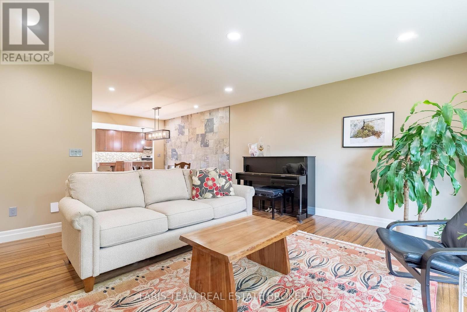 107 GEORGE STREET - Image 14