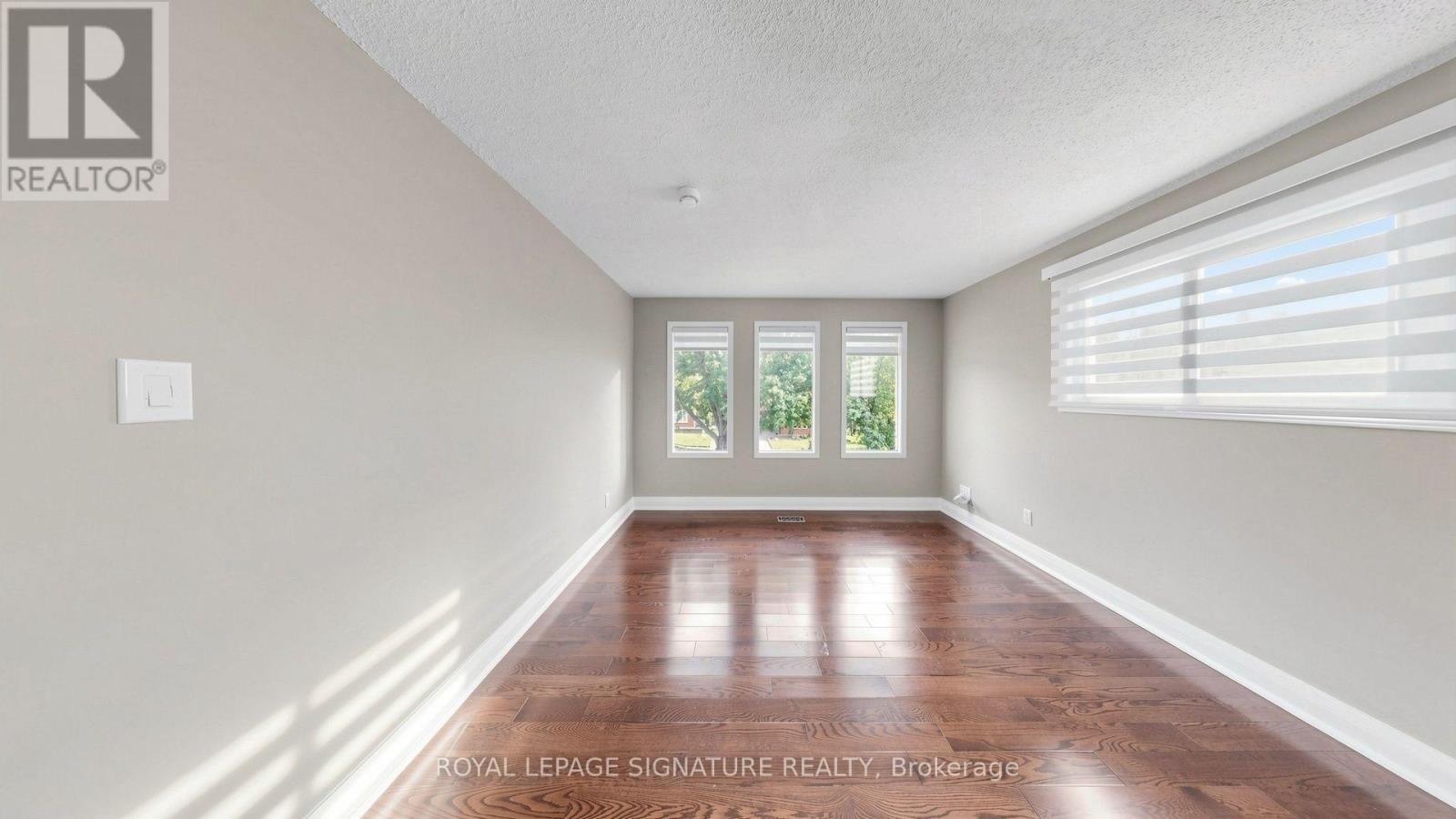 Photo 31 of 62 Emeline Crescent, Markham (Markham Village)