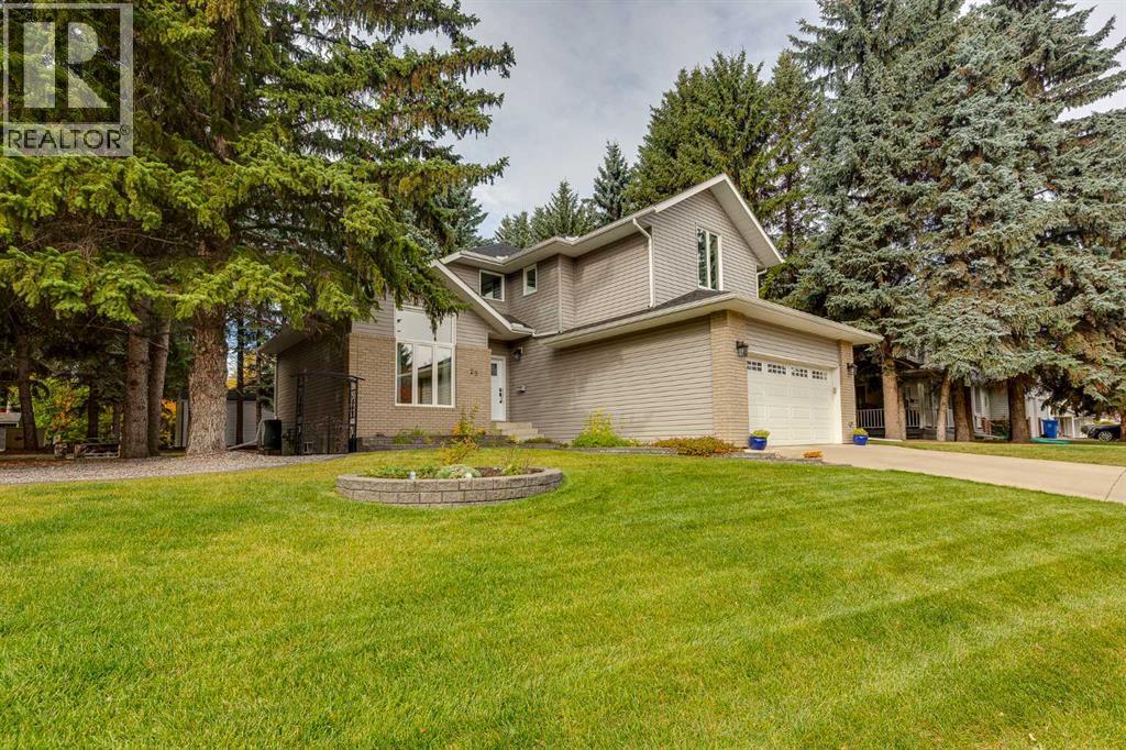 Listing photo – 29 Pickwick Lane, Lacombe