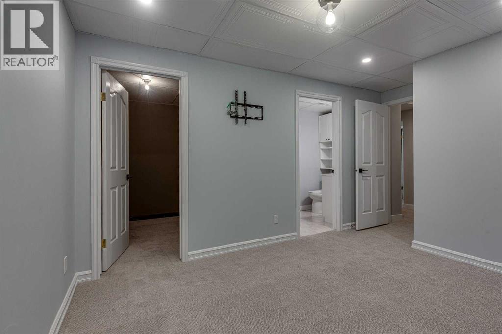 Listing photo – 29 Pickwick Lane, Lacombe