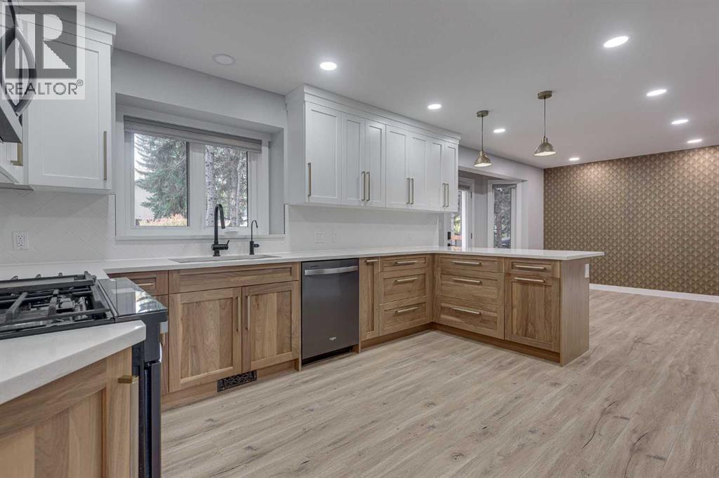 Listing photo – 29 Pickwick Lane, Lacombe