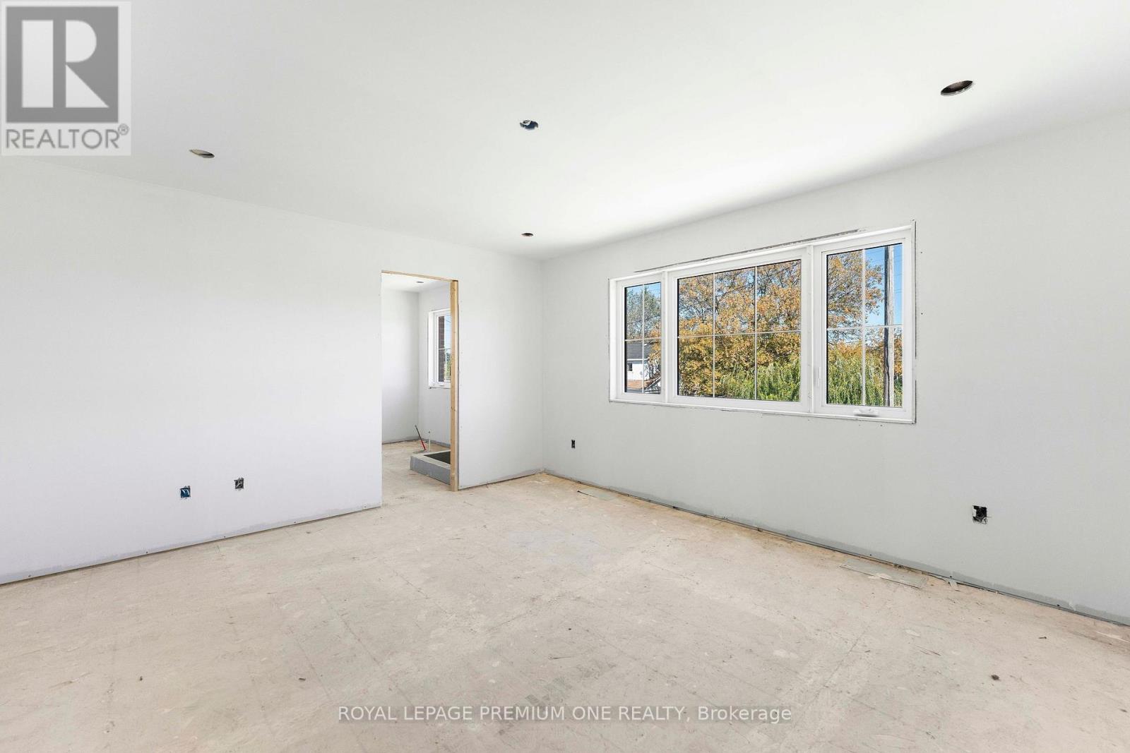 8 JACK KENNY COURT - 23