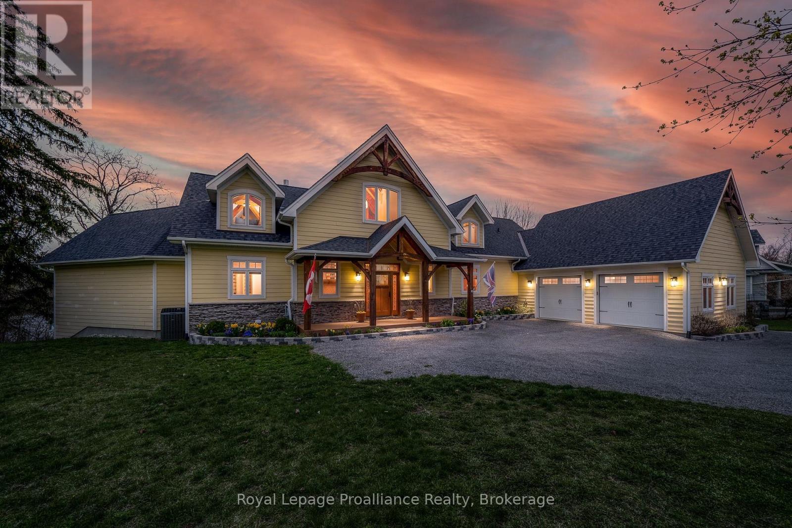 12698 Loyalist Parkway, Prince Edward County, ON