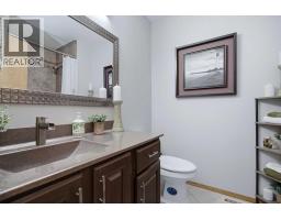 92 Mccullough Crescent, Red Deer, AB T4R1S7 Photo 27