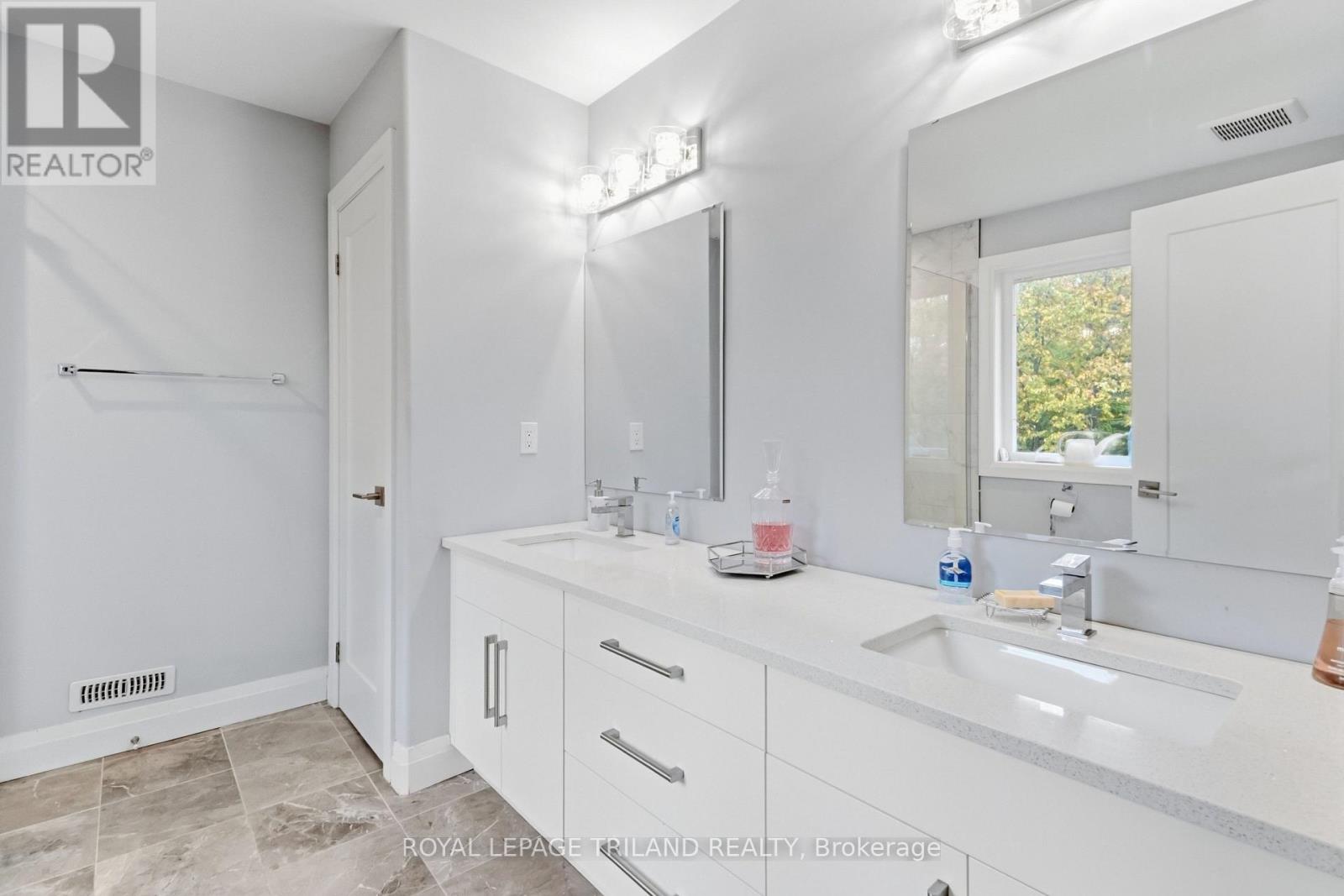 1312 SANDBAR STREET - 36