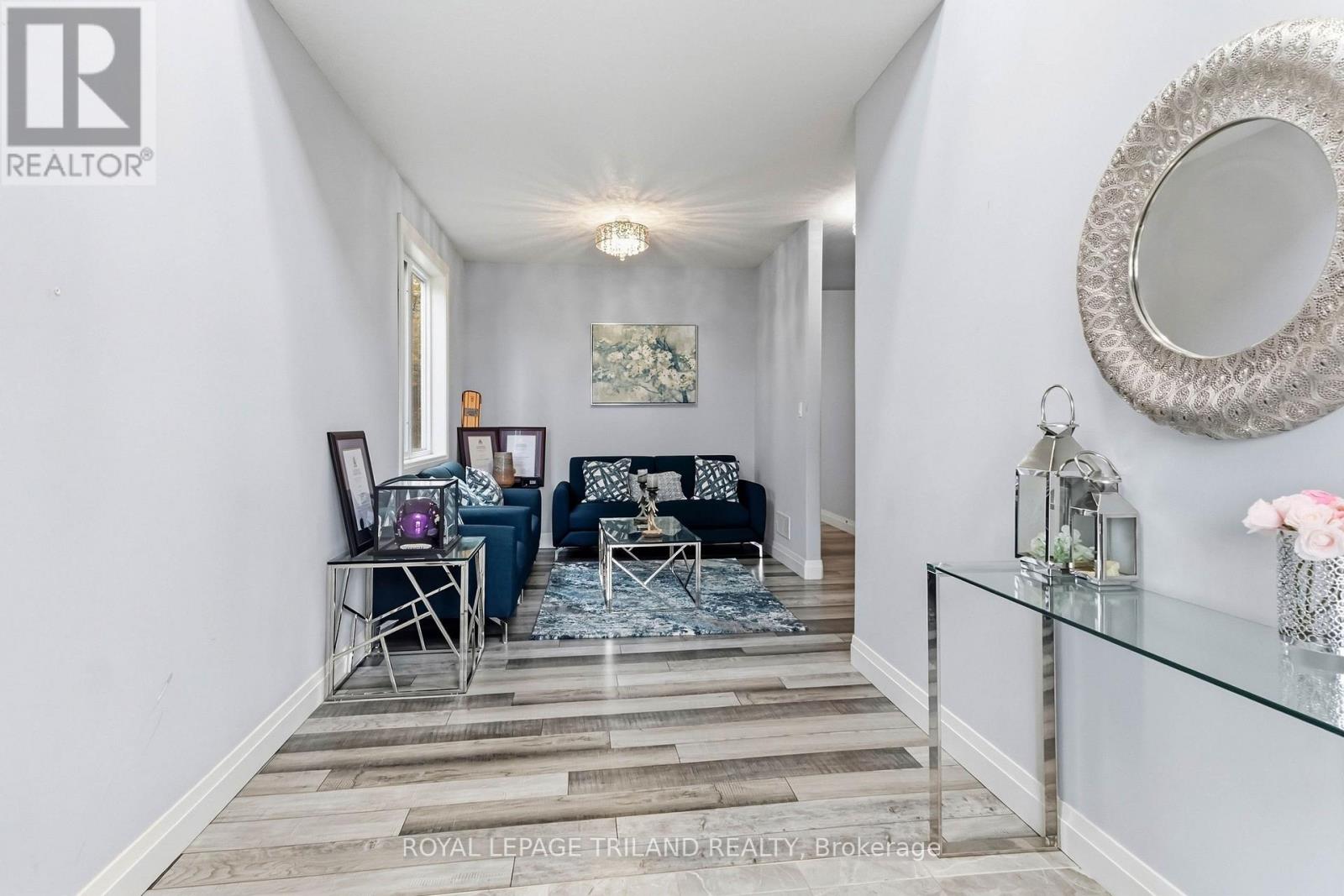 1312 SANDBAR STREET - 7