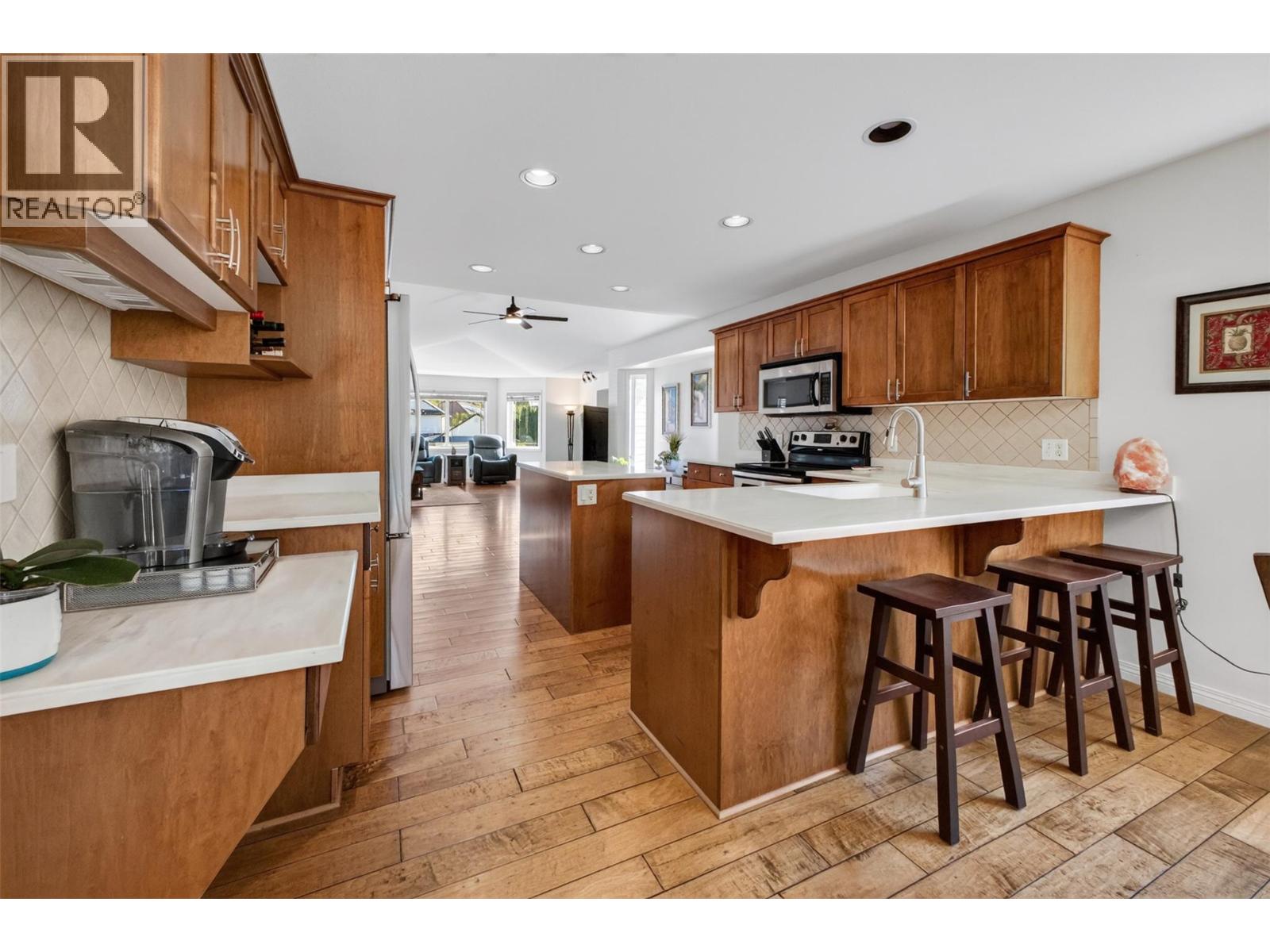 1380 Loseth Drive, Kelowna