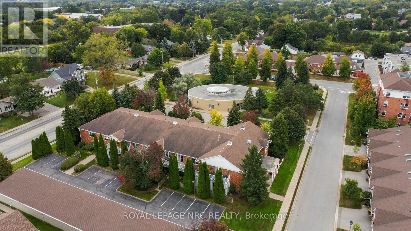 4090 John Charles Boulevard — photo 38
