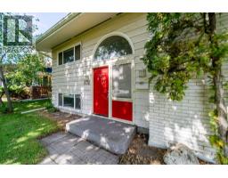 532 Willow Park Drive SE - photo 2