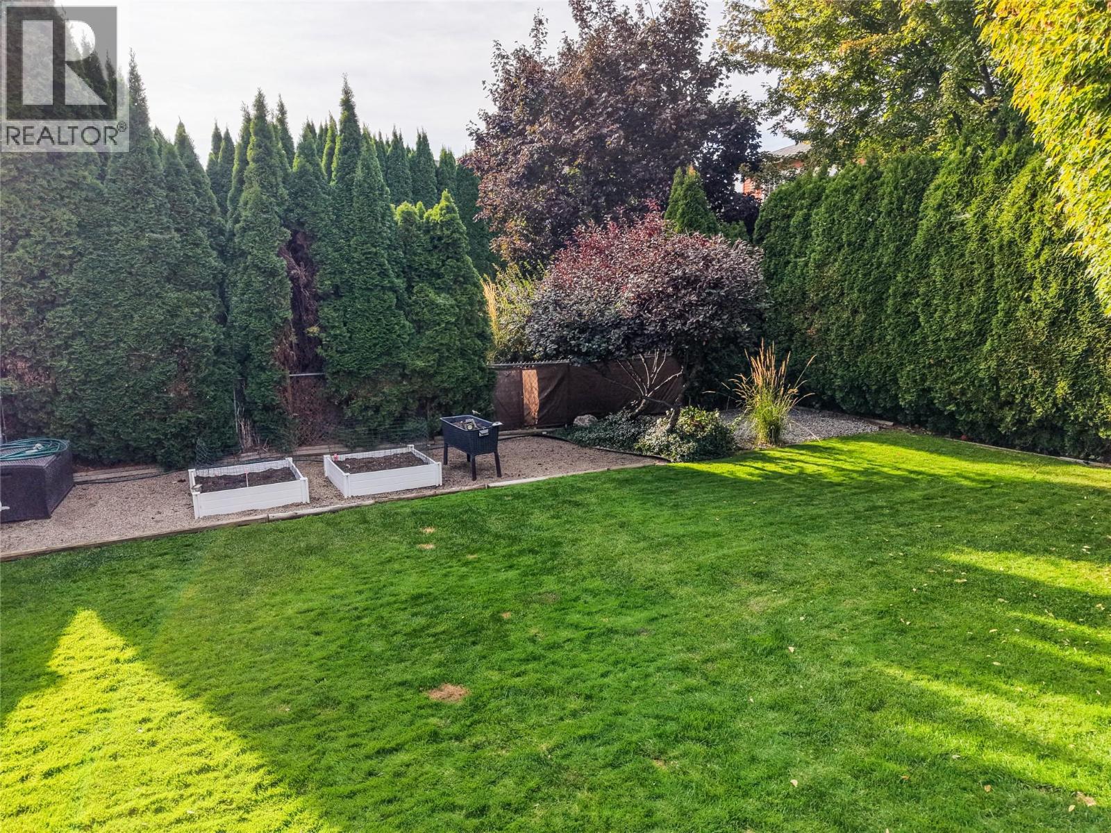 1380 Loseth Drive, Kelowna