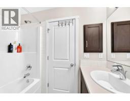 41 Sunvalley Road, Cochrane, AB T4C0H4 Photo 24