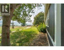 3227 Shuswap Road, Kamloops, BC V2H1T1 Photo 32
