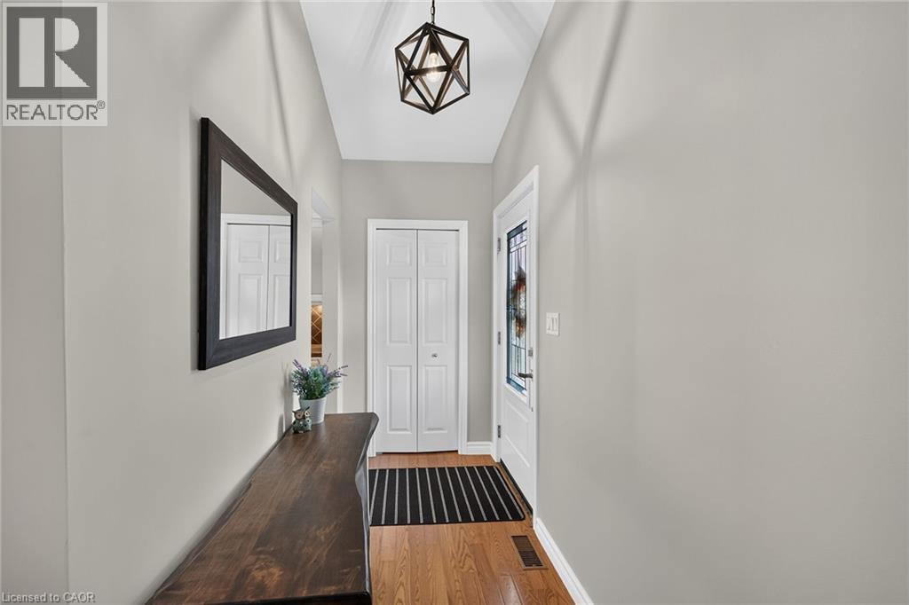 2 KEEN Street - Image 5