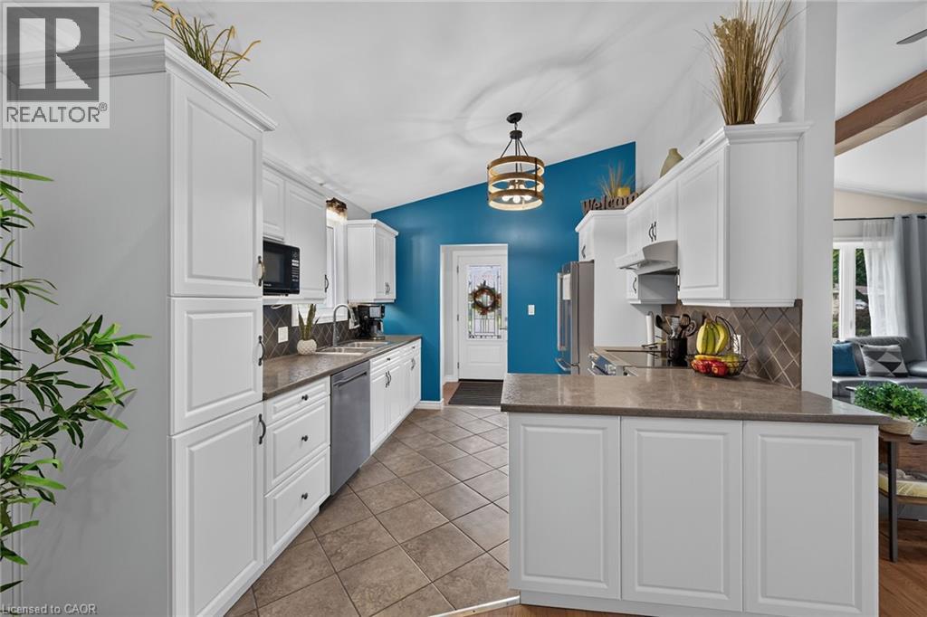 2 KEEN Street - 16