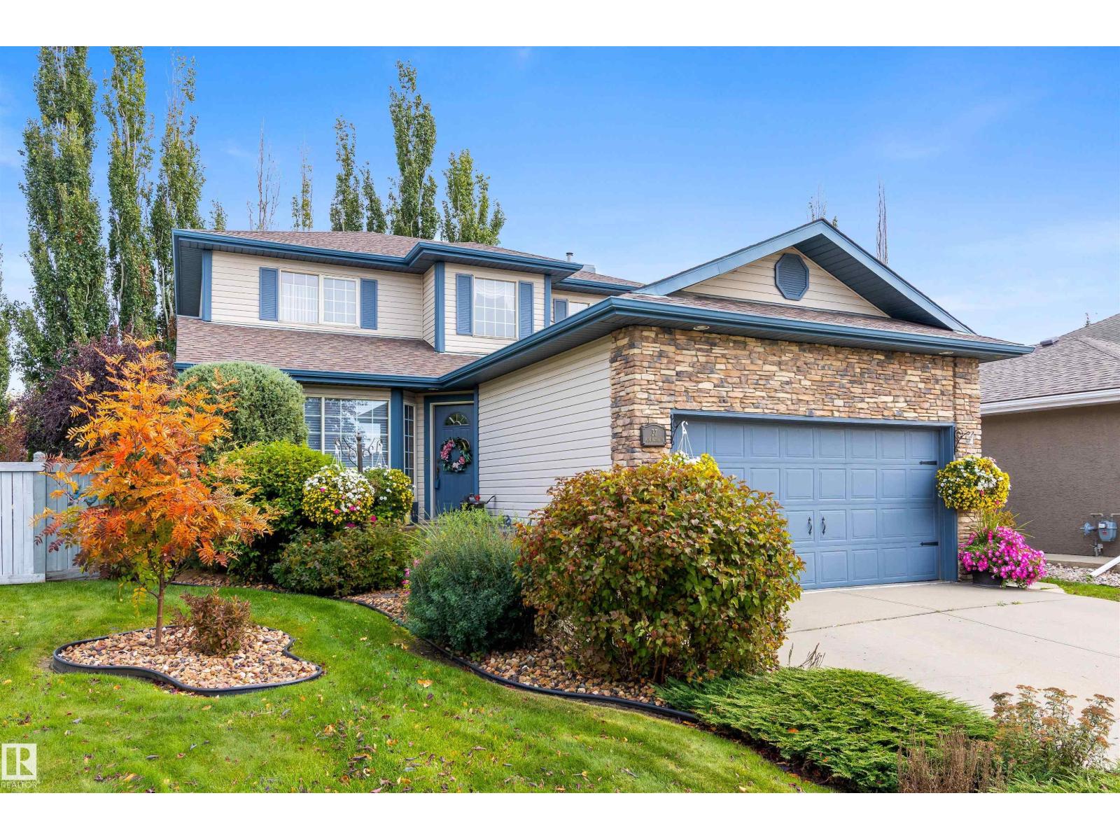 Property for sale at 37 HUNTINGTON CR