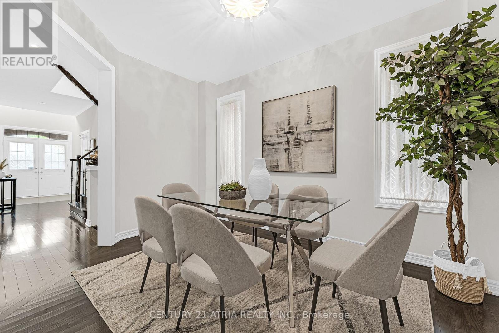 Photo 4 of 468 Kwapis Boulevard, Newmarket (Woodland Hill)