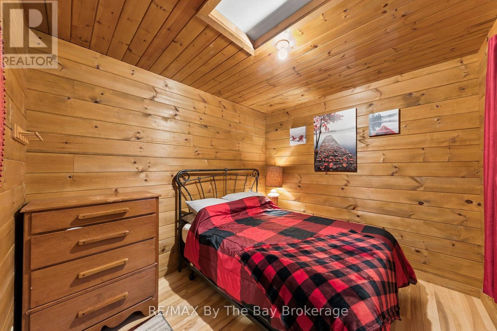 10158 GEORGIAN BAY SHORE - 21