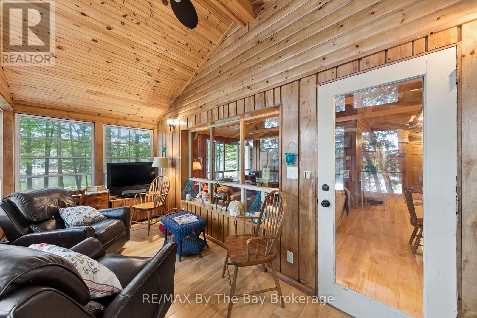 10158 GEORGIAN BAY SHORE - Image 33