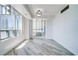 1006 - 8 Hillcrest Avenue, Toronto, ON M2N6Y6 Photo 6