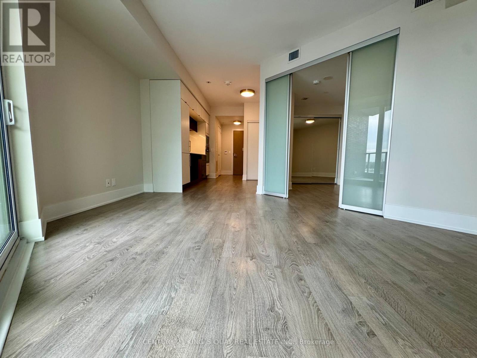 820- 1 Edgewater Drive, Toronto, ON photo 17