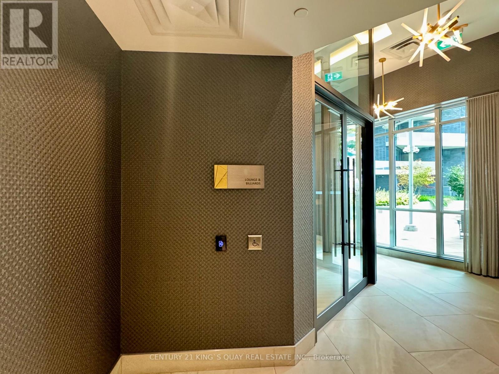 820- 1 Edgewater Drive, Toronto, ON photo 28