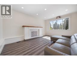 8085 10th Avenue, Burnaby, BC V3N2S4 Photo 10