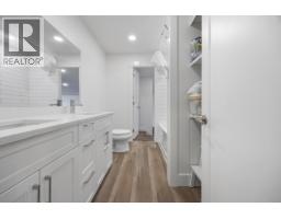 8085 10th Avenue, Burnaby, BC V3N2S4 Photo 9