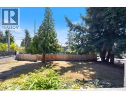 8085 10th Avenue, Burnaby, BC V3N2S4 Photo 15