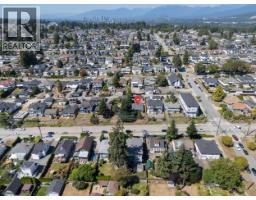 8085 10th Avenue, Burnaby, BC V3N2S4 Photo 22