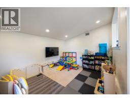 8085 10th Avenue, Burnaby, BC V3N2S4 Photo 33