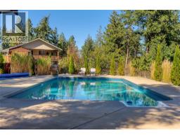 Primary Bedroom - 10590 Long Road, Lake Country, BC V4V1N7 Photo 6