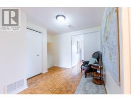 20 Sanderson Crescent, Richmond Hill, ON L4C5L4 Photo 15